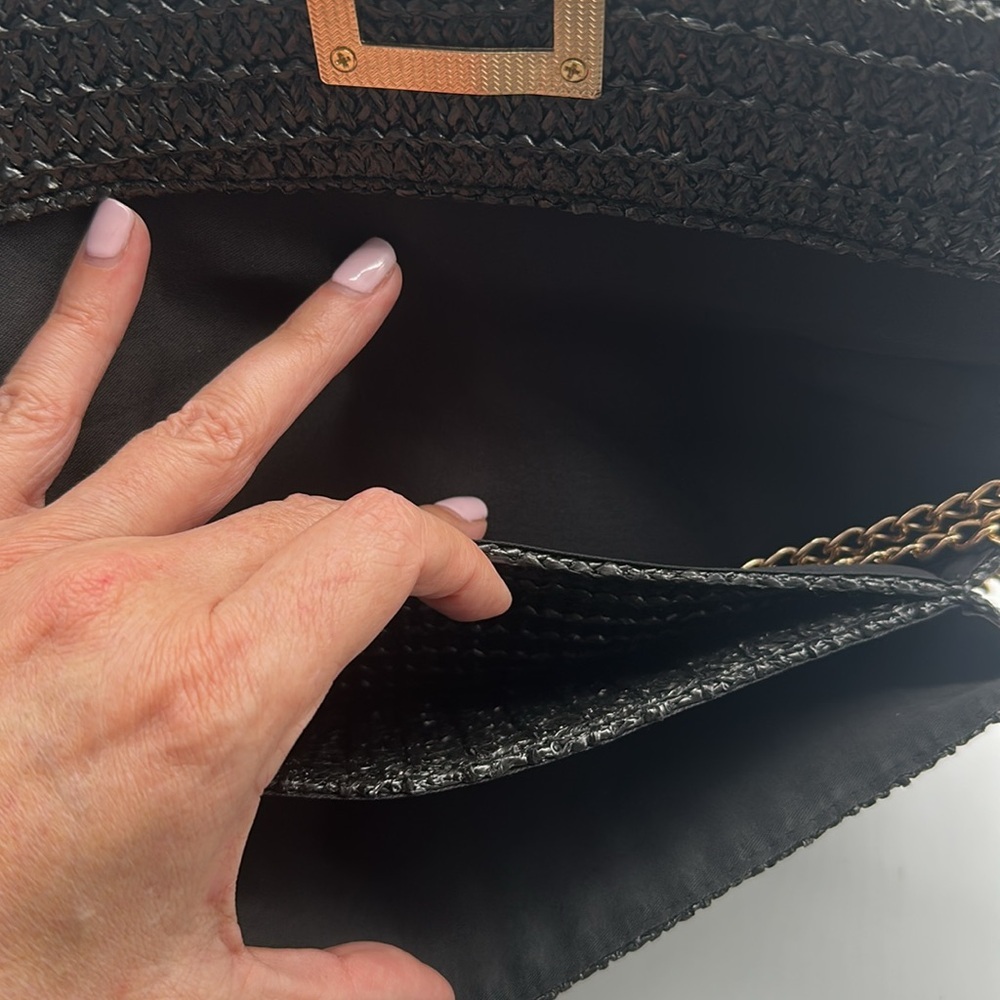 Elegant Black Clutch with Gold Chain - Picture 4 of 5